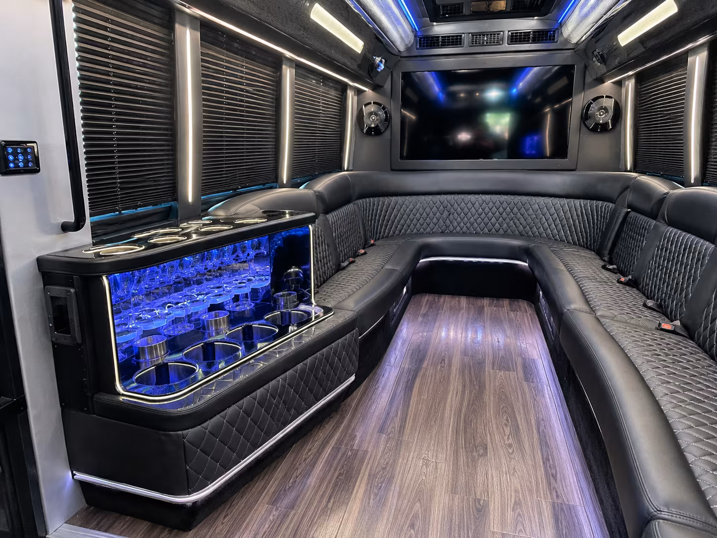 Victorville Homecoming & Prom Party Bus Rentals